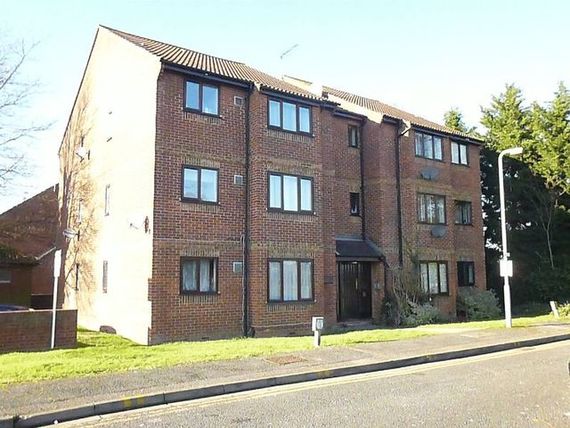 1 Bedroom Flat